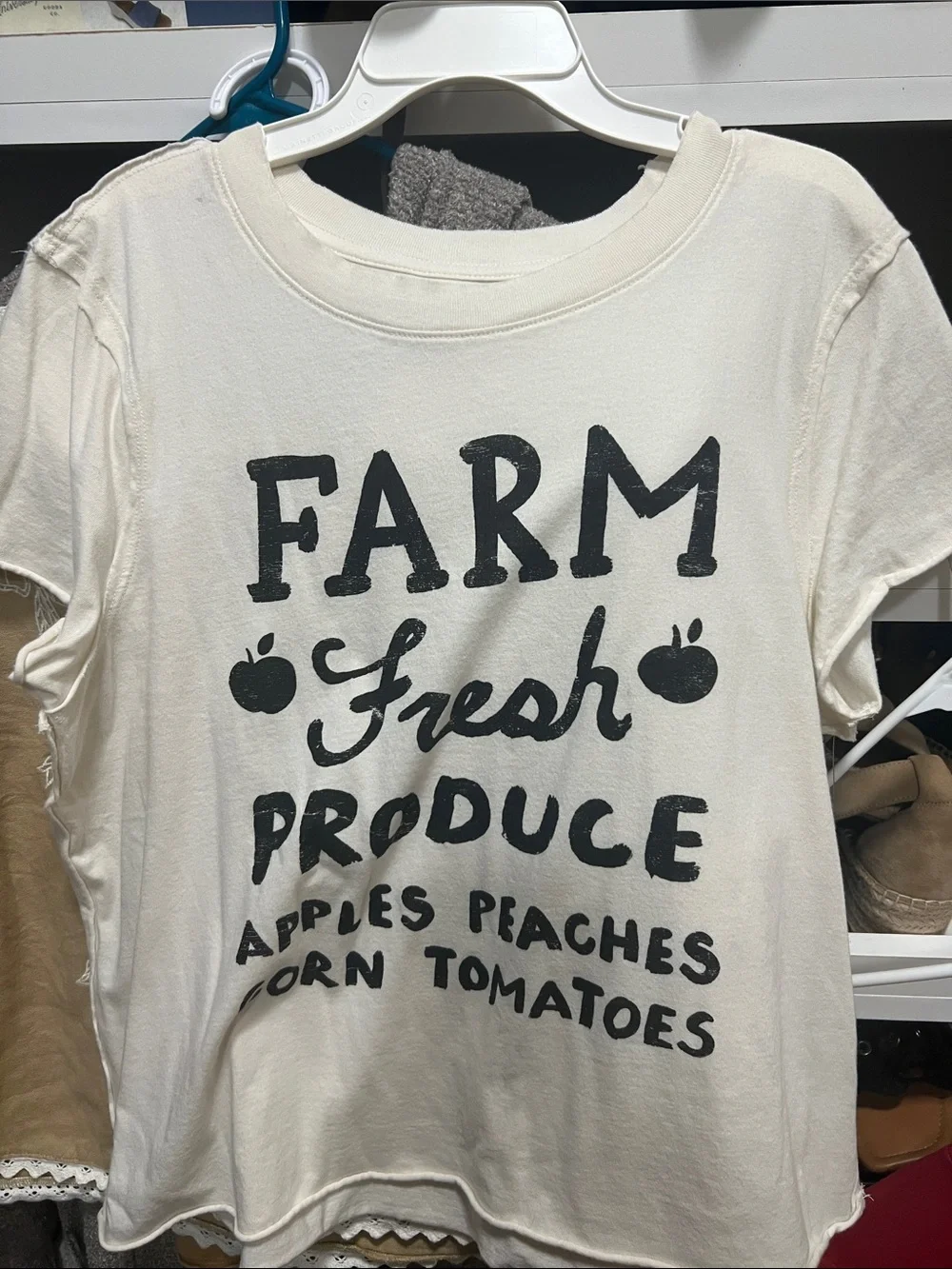 Anthropologie Cream Graphic 'Farm Fresh Produce' Short Sleeve Tee - Picture 1 of 2